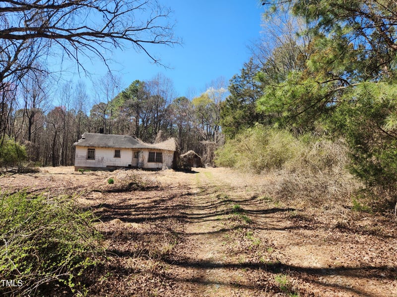 3004 Us 401 Hw, Louisburg, NC 27549