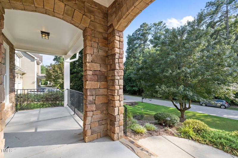 3005 Canopy Woods Dr, Apex, NC 27539