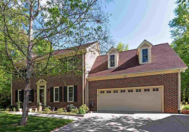 3005 Daventry Ln, Raleigh, NC 27613