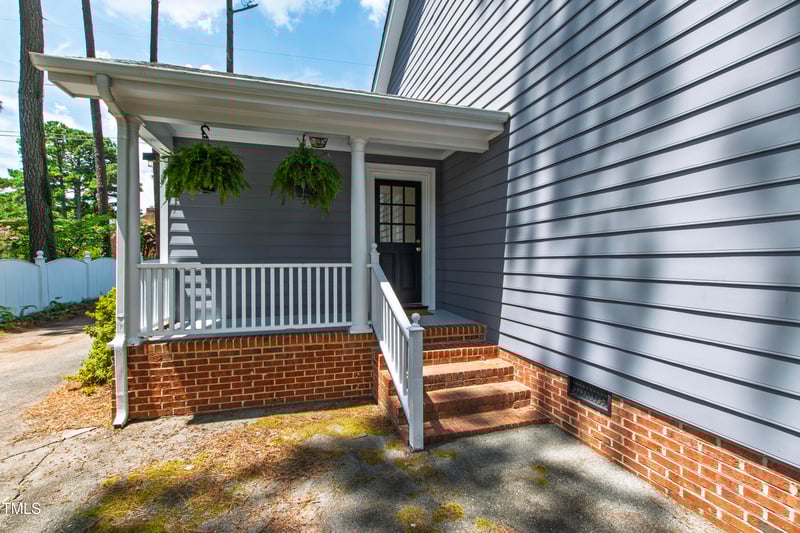 3005 Glen Burnie Dr, Raleigh, NC 27607