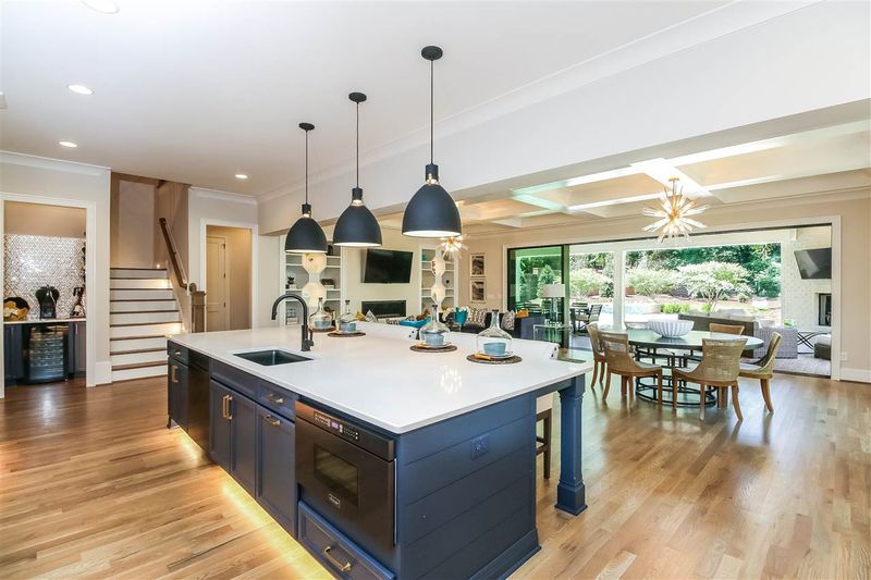 3005 Granville Dr, Raleigh, NC 27609