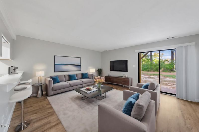 3005 Huntleigh Dr, Raleigh, NC 27610