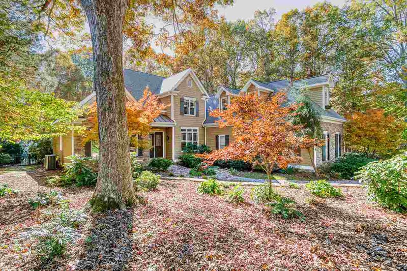 3005 Lattyes Ln, Raleigh, NC 27613