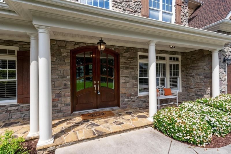 3005 London Bell Dr, Raleigh, NC 27614