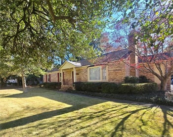 3005 Morganton Rd, Fayetteville, NC 28303