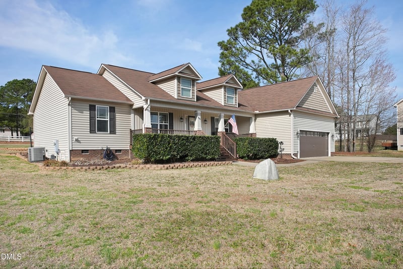 3005 Sara Grace Ln, Zebulon, NC 27597