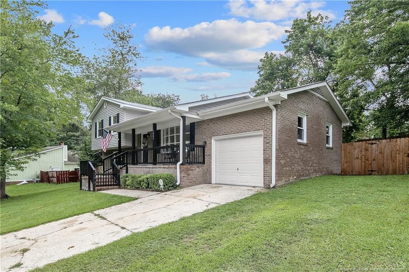 3005 Thornhill Rd, Fayetteville, NC 28314