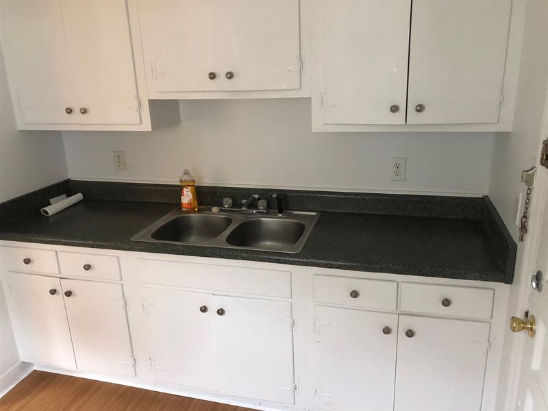 3005 Wade Ave, Raleigh, NC 27607