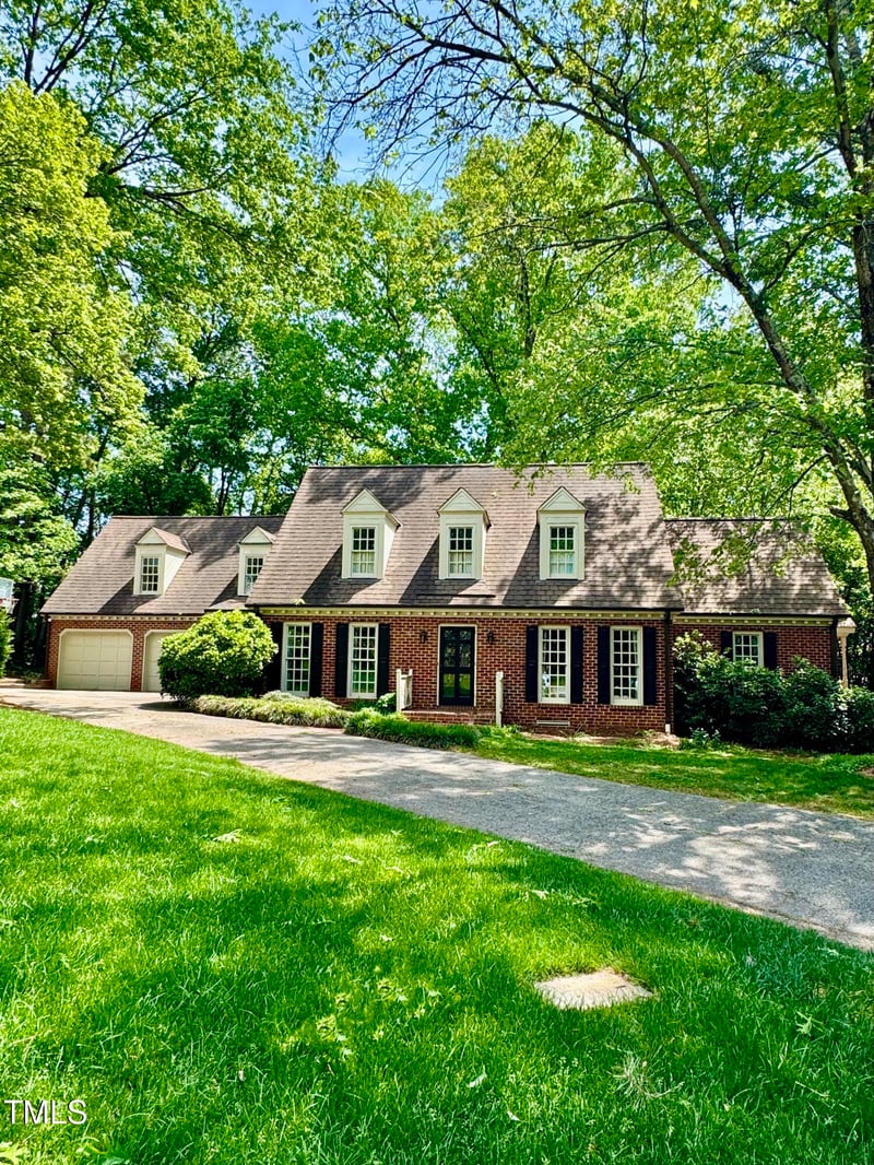 3005 Woodgreen Dr, Raleigh, NC 27607