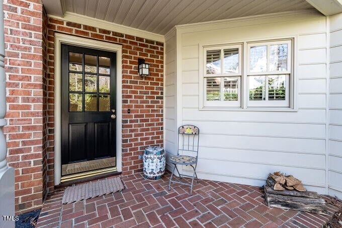 3005 Woodgreen Dr, Raleigh, NC 27607