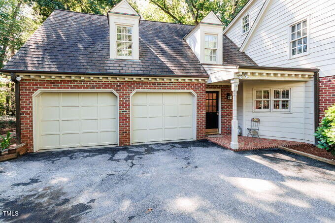 3005 Woodgreen Dr, Raleigh, NC 27607
