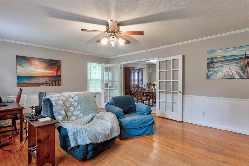 3006 Edgetone Dr, Raleigh, NC 27604