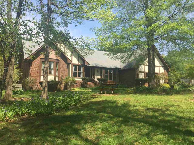 3006 Joshua Dr, Hillsborough, NC 27278