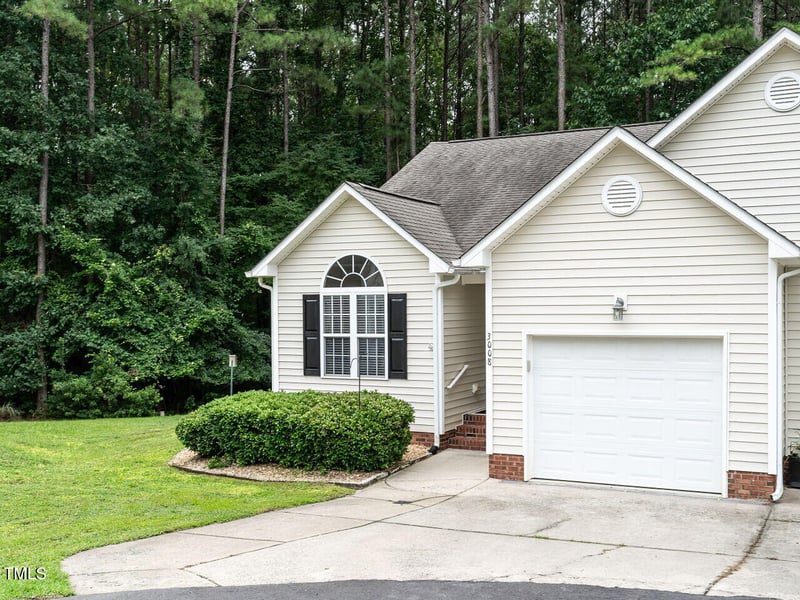 3008 Cotton Gin Dr, Clayton, NC 27527