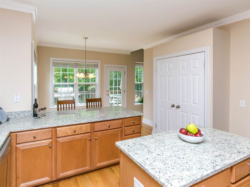 3008 Dargan Hills Dr, Wake Forest, NC 27587