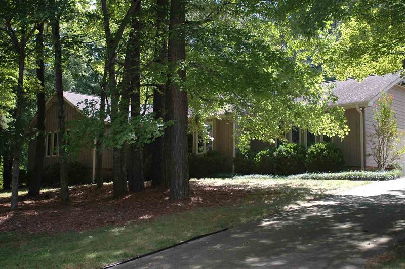 3008 Daventry Ln, Raleigh, NC 27613
