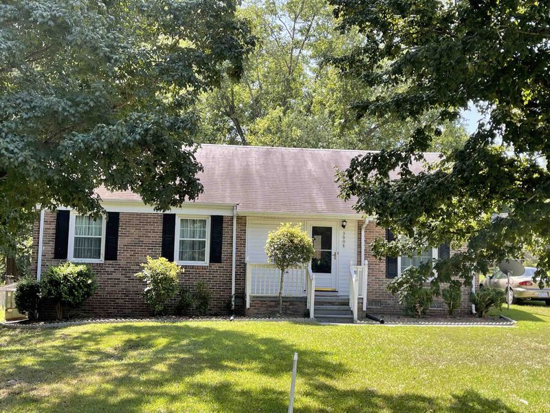 3008 Little John Rd, Raleigh, NC 27610