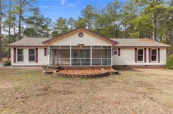 30080 Deercroft Dr, Wagram, NC 28396