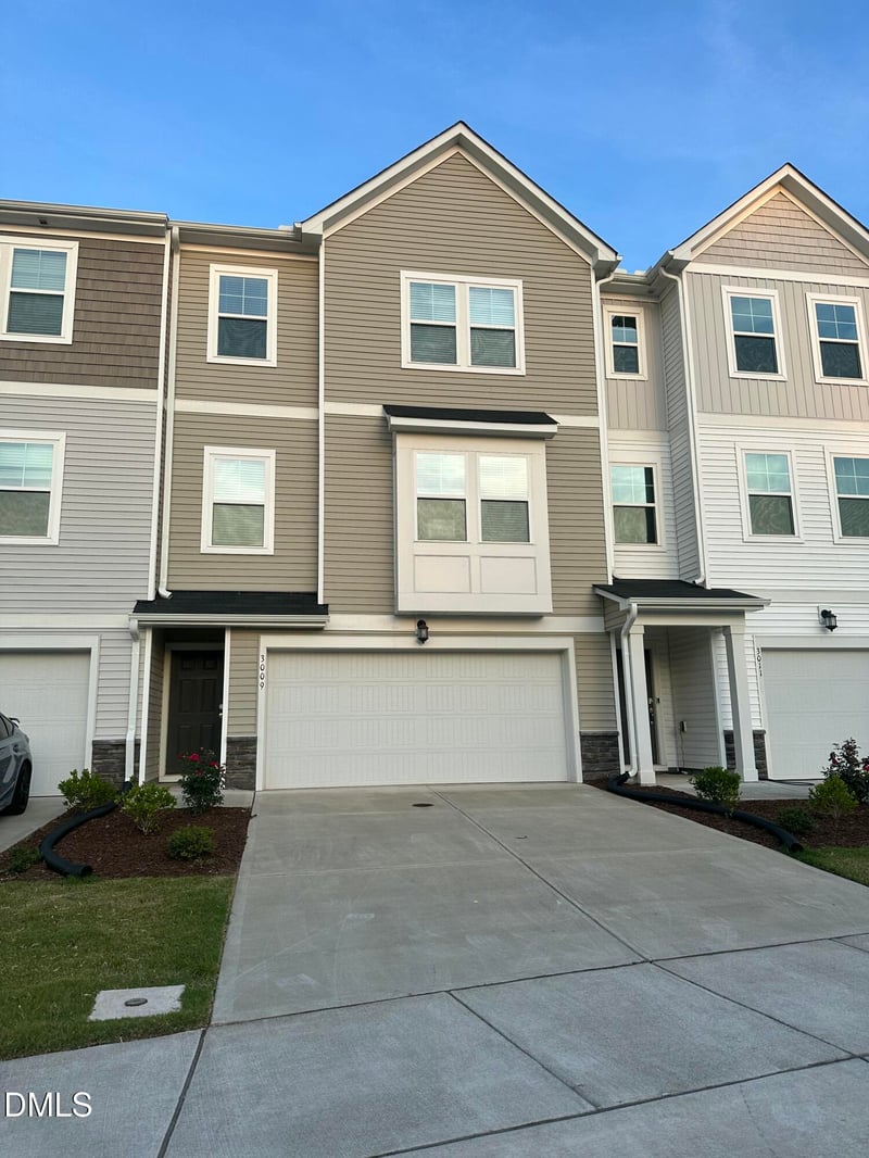 3009 Castle Loch Ln, Durham, NC 27703