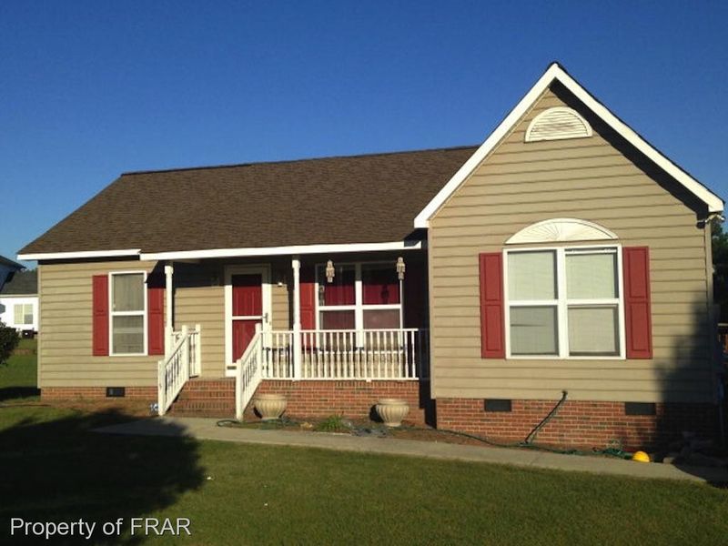 3009 Cornsilk Dr, Sanford, NC 27332