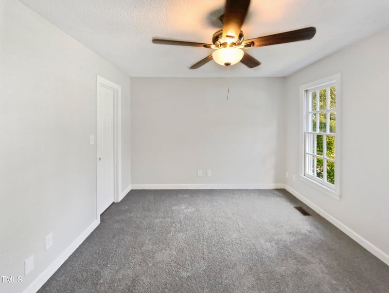 3009 W Folkestone Pl, Raleigh, NC 27604