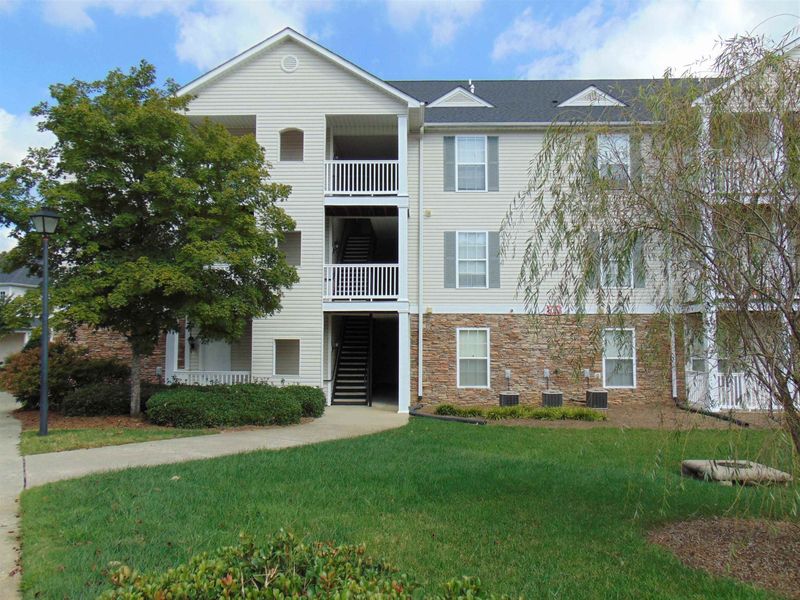 3009 Winston Dr #84, Burlington, NC 27217