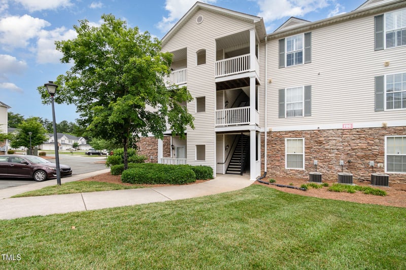 3009 Winston Dr #Apt 90, Burlington, NC 27215