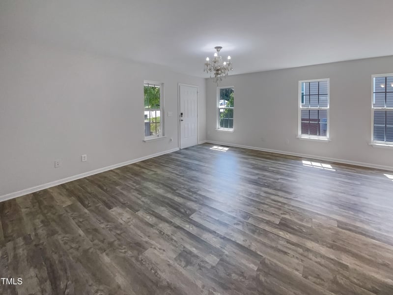 301 Ada St, Apex, NC 27502