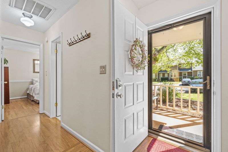 301 Applecross Dr, Cary, NC 27511