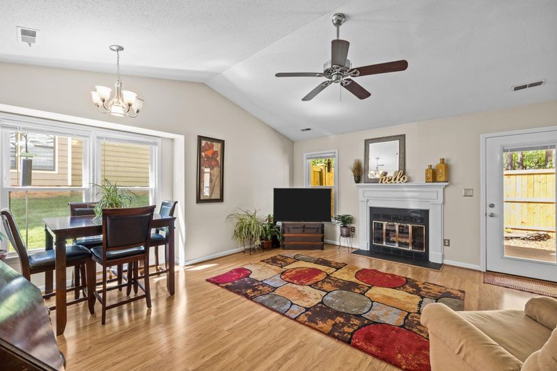 301 Applecross Dr, Cary, NC 27511