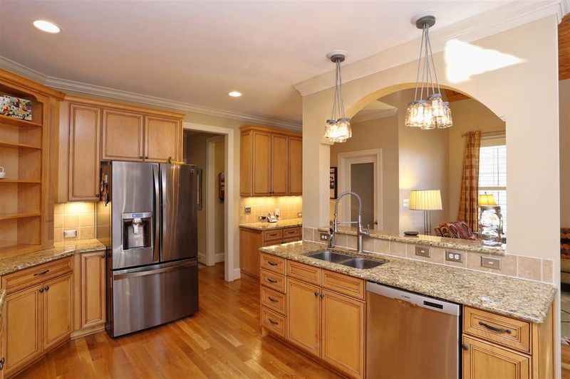 301 April Bloom Ln, Cary, NC 27519