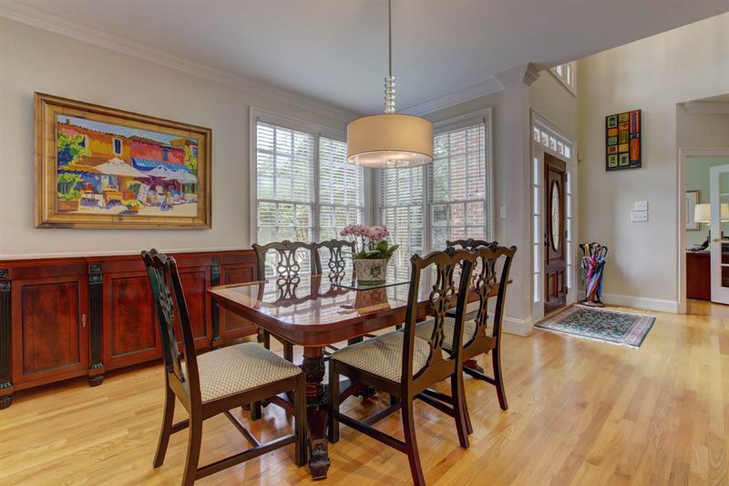 301 Bathgate Ln, Cary, NC 27513
