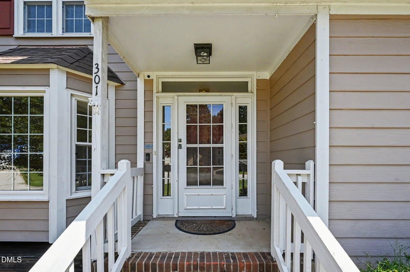 301 Cary Pines Dr, Cary, NC 27513