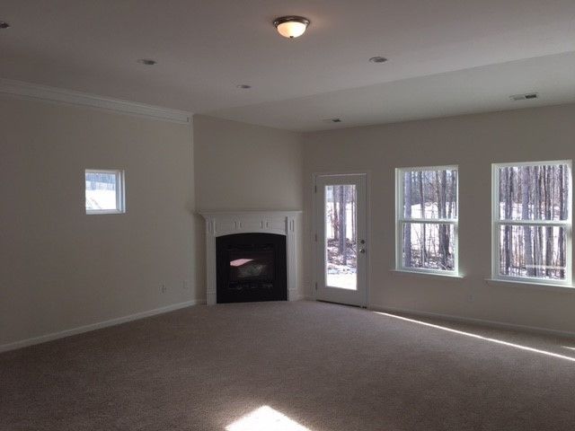 301 Cascade Knoll Dr, Clayton, NC 27527