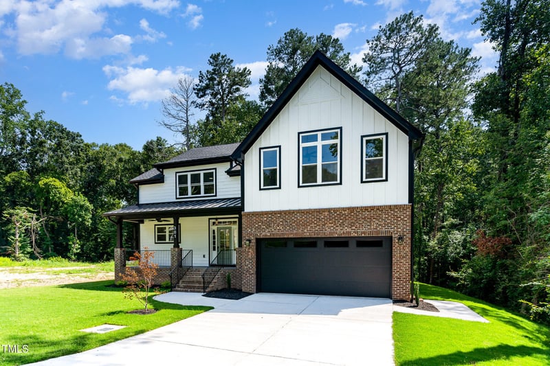 301 College St, Louisburg, NC 27549