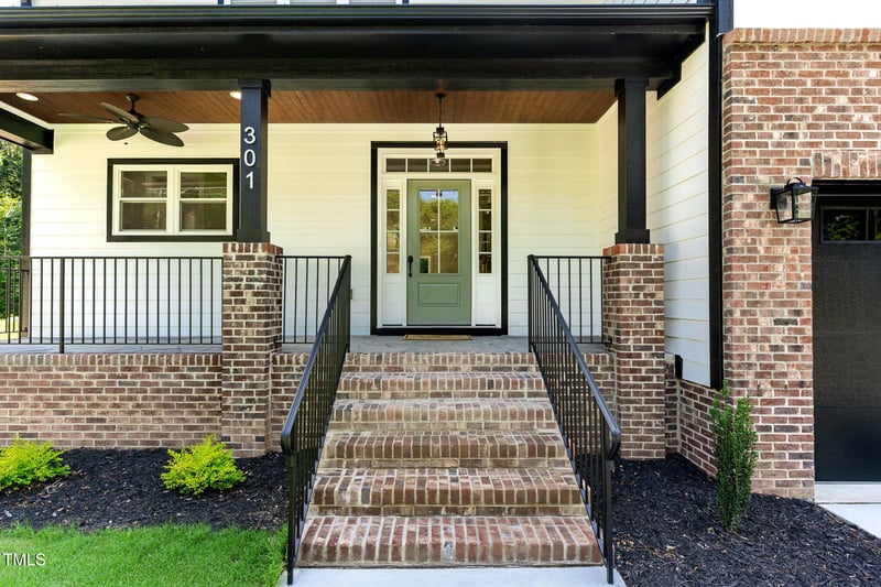 301 College St, Louisburg, NC 27549