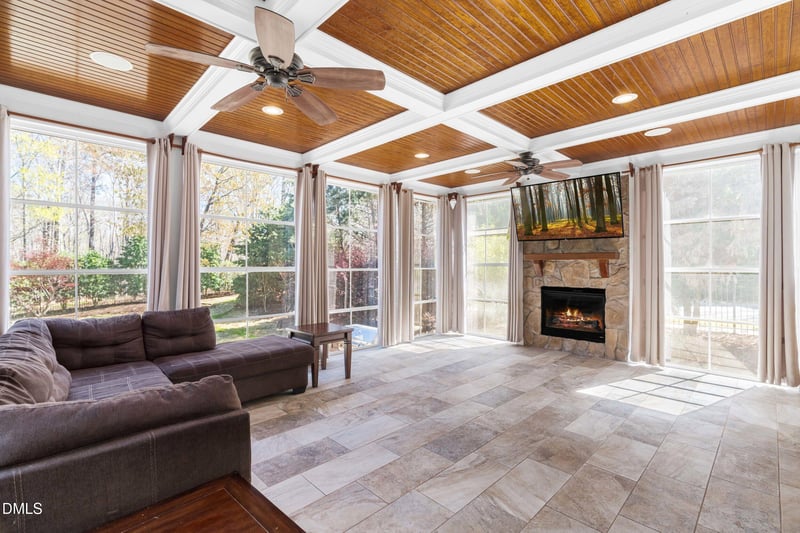 301 Covenant Rock Ln, Holly Springs, NC 27540