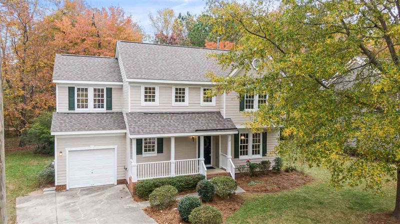 301 Crossmore Dr, Cary, NC 27519