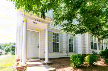 301 Danbury Ct, Pittsboro, NC 27312
