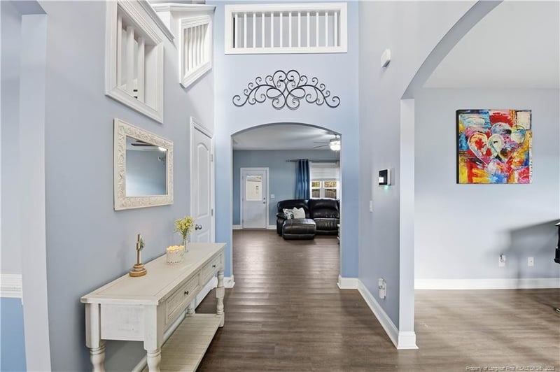 301 Derby Ln, Hope Mills, NC 28348