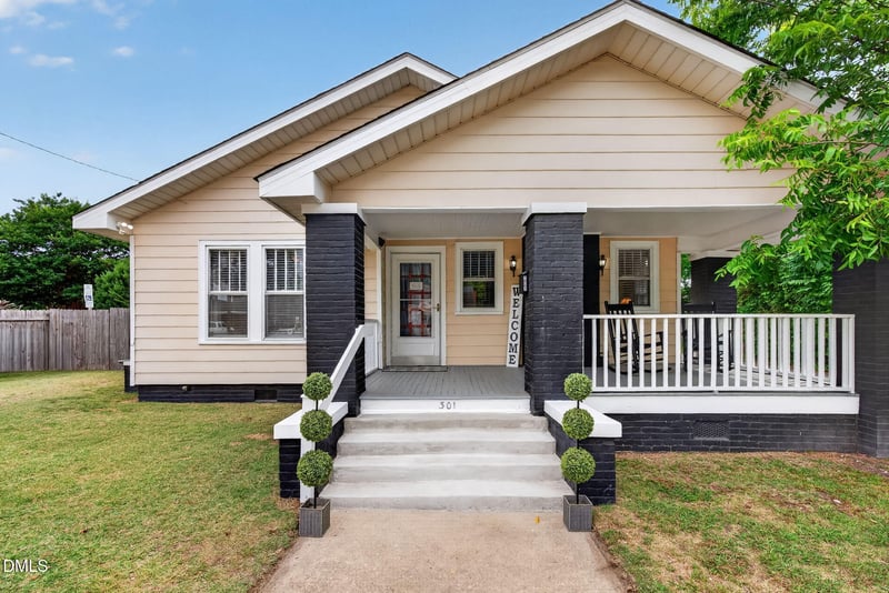 301 Divine St, Dunn, NC 28334