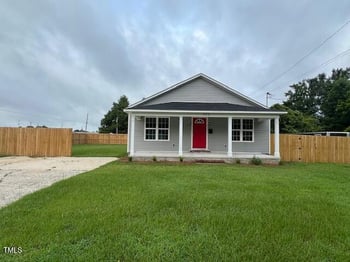 301 Duke St, Dunn, NC 28334