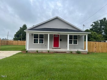 301 Duke St, Dunn, NC 28334