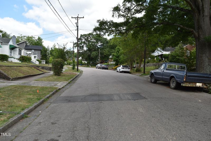 301 Dunstan Ave, Durham, NC 27707