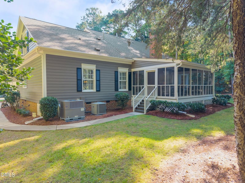 301 Dwellinghouse Ct, Raleigh, NC 27615