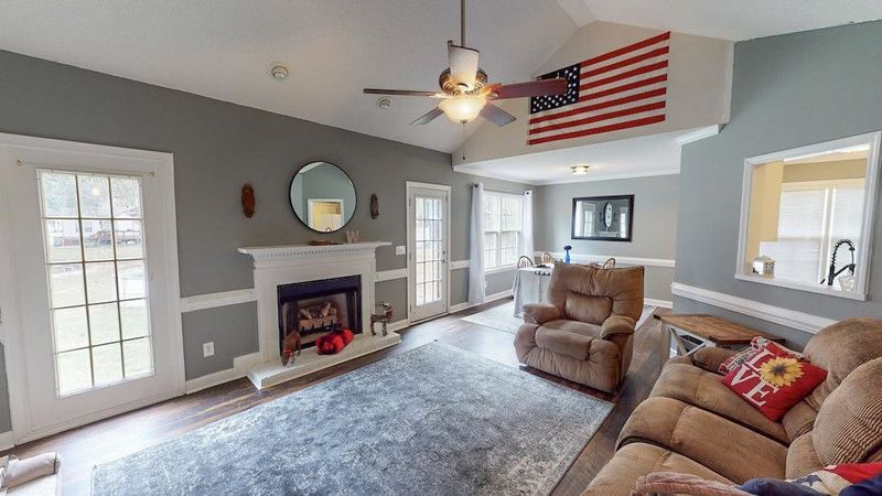 301 Earl Dr, Goldsboro, NC 27530