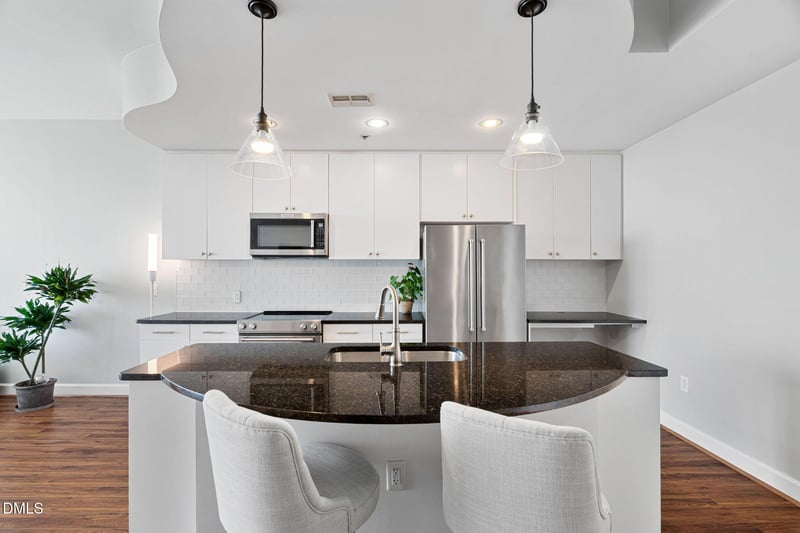 301 Fayetteville St #2704, Raleigh, NC 27601