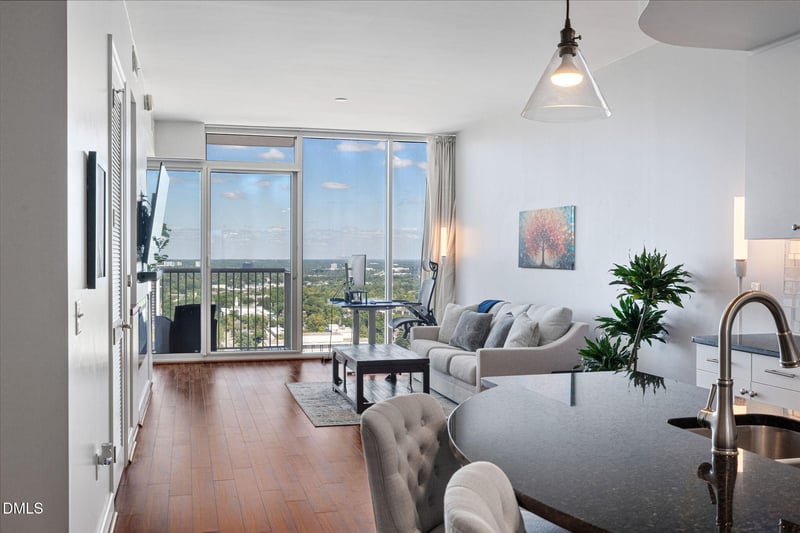 301 Fayetteville St #2704, Raleigh, NC 27601