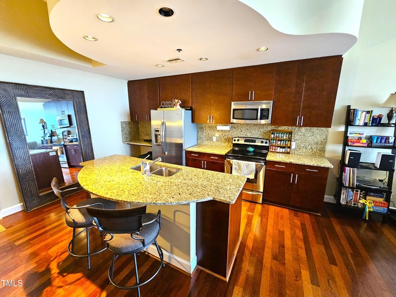 301 Fayetteville St #3305, Raleigh, NC 27601