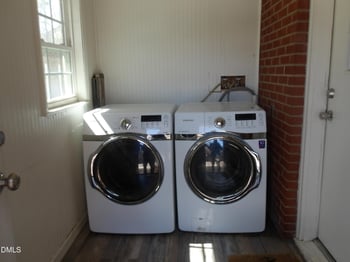 301 Gannon Ave, Zebulon, NC 27597